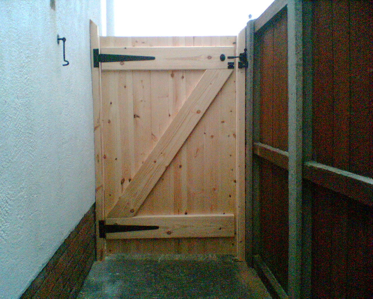 Solid wooden side gate.jpg